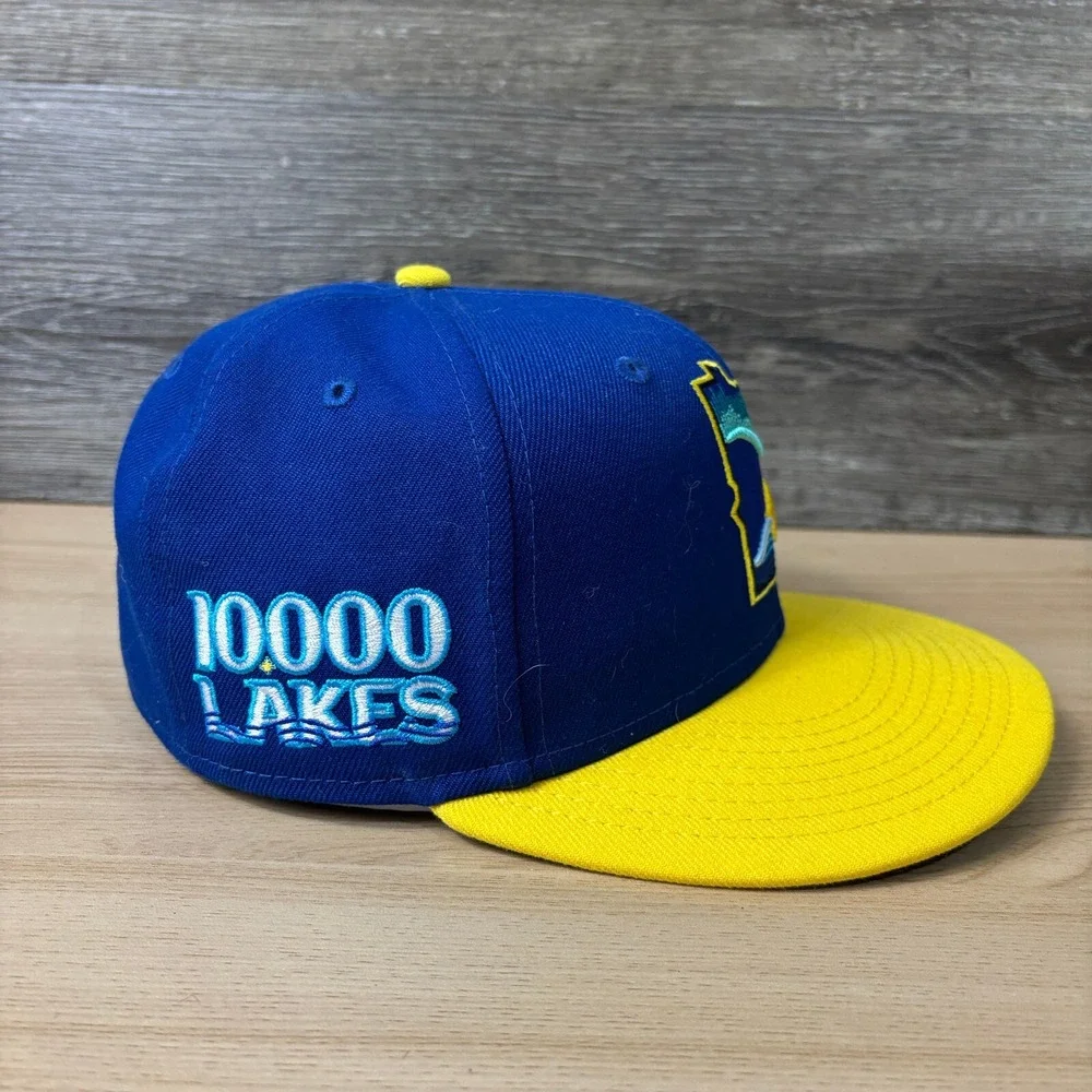 Minnesota Twins Hat Cap Fitted 7 Blue New Era MLB Baseball City‎ Connect